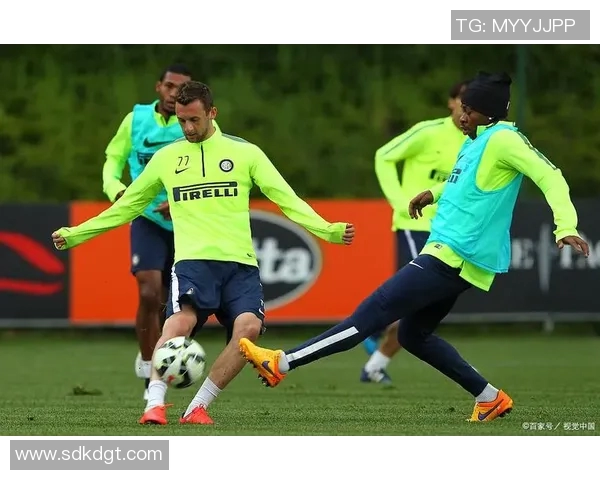 南京足球队战术分析与未来发展方向的深入探讨