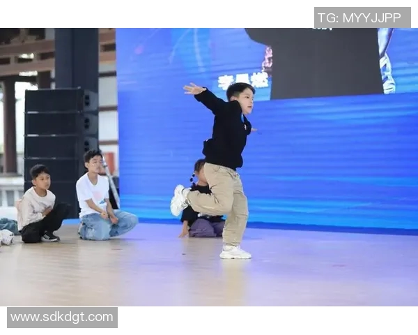 极限运动世界杯聚焦西安街舞队的蜕变与新挑战 极限运动世界杯聚焦西安街舞队的蜕变与新挑战