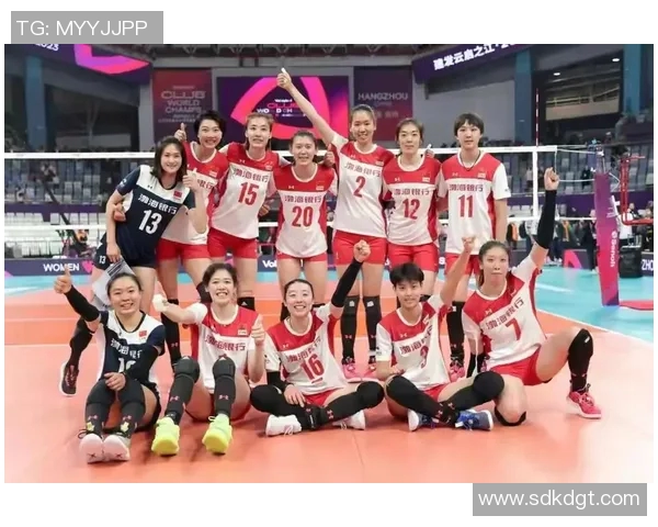 重庆排球队以95分领跑奥运会积分榜展现强劲实力