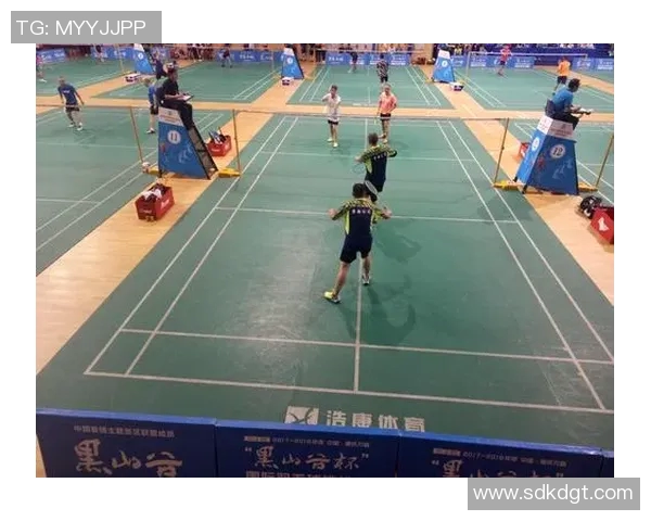 成都羽毛球队与广州羽毛球队赛后状态全面分析与复盘