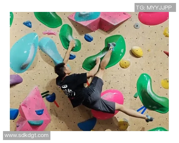 攀岩女神赵秀英的挑战与坚持深度对话探寻她的精彩人生 攀岩女神赵秀英的挑战与坚持深度对话探寻她的精彩人生