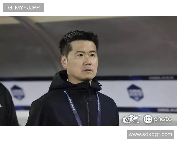 深入分析成都滑板队中路突破战术的独特魅力与实战应用