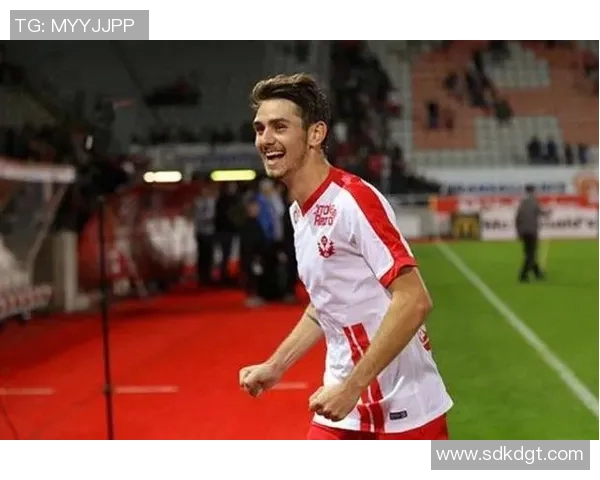 布雷斯特与南锡激战正酣谁能在这场较量中笑到最后