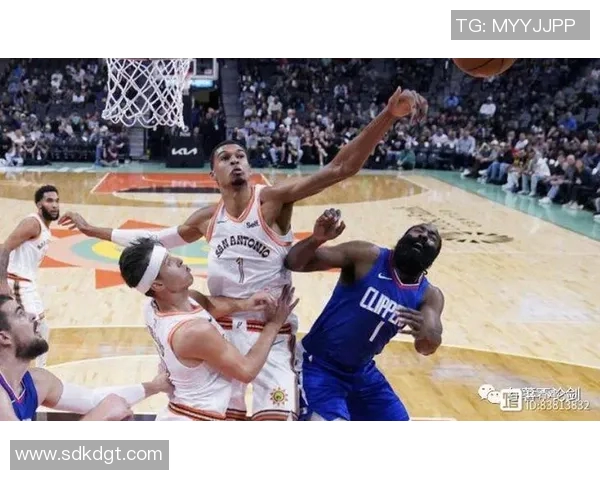 快船与马刺激战抢七精彩录像回顾全场精彩瞬间尽在其中