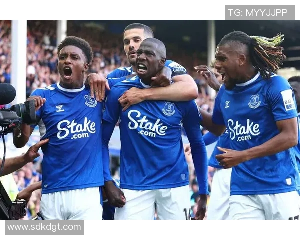 纽卡斯尔对阵切尔西比赛结果揭晓分析及精彩瞬间回顾