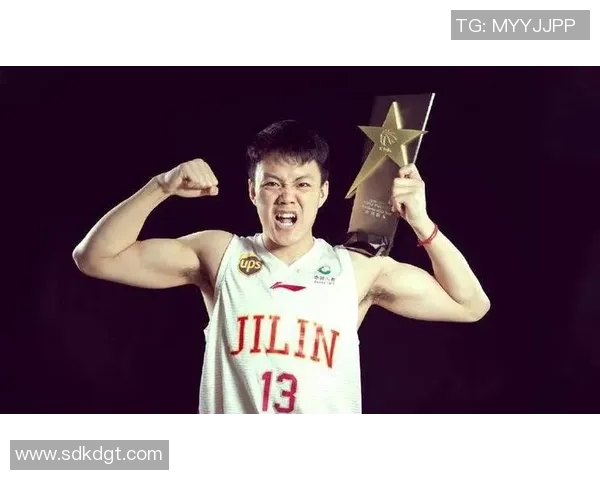 姜宇星的奋斗历程与梦想追寻:从平凡到卓越的成长之路 姜宇星的奋斗历程与梦想追寻:从平凡到卓越的成长之路