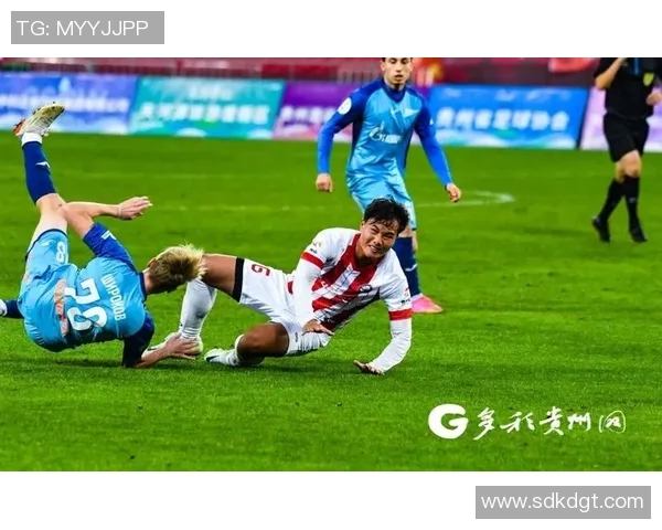 延边富德与贵州队的激烈对决展现足球魅力与团队精神