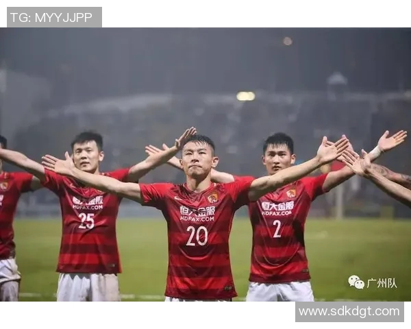 广州恒大对阵香港球队的精彩比赛结果及赛后分析