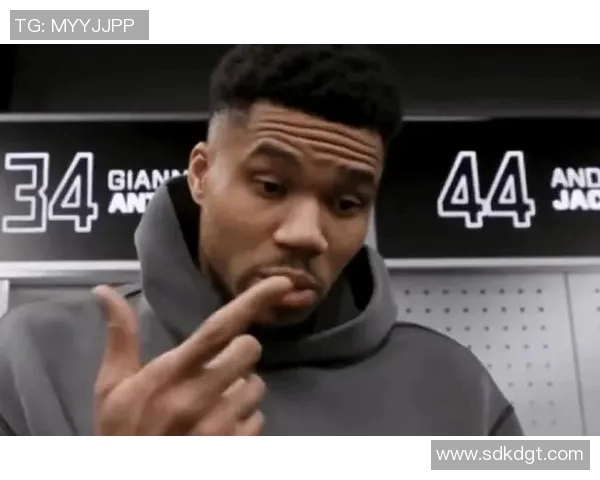 扬尼斯阿德托昆博如何在NBA赛场上书写传奇与荣耀之路