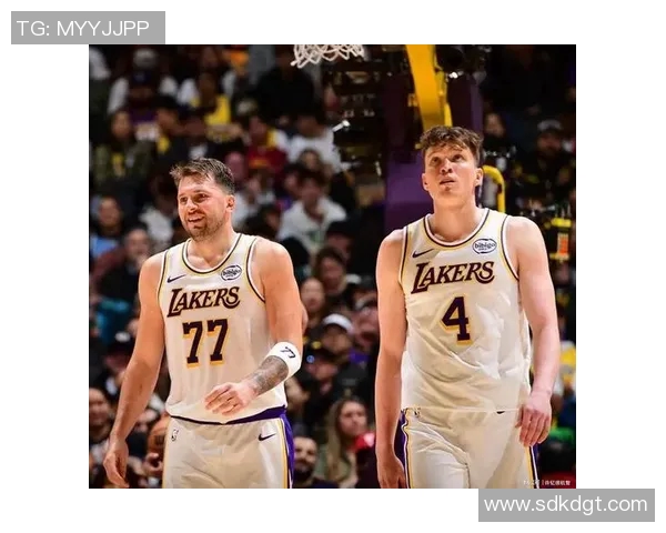 湖人对阵鹈鹕精彩直播尽在JRS平台全程不容错过