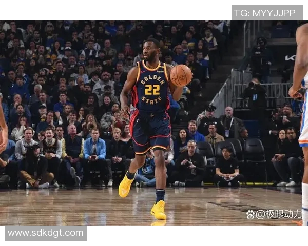 湖人对决热火激战正酣球迷期待精彩瞬间与逆转奇迹 湖人对决热火激战正酣球迷期待精彩瞬间与逆转奇迹