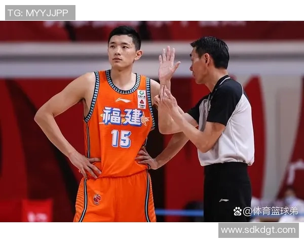 陈林坚：从青涩少年到篮球场上的闪耀明星之路