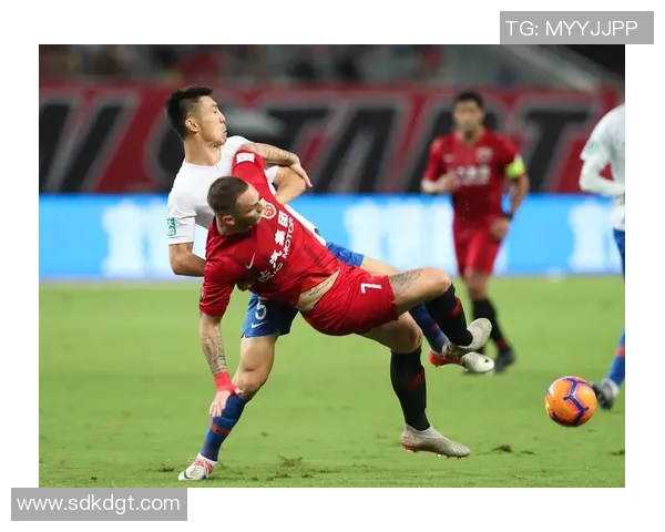 2017年鲁能与上港激战直播回顾精彩瞬间与赛后分析