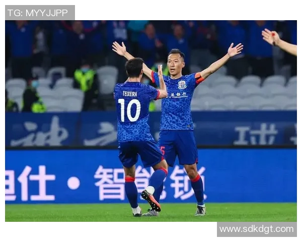 上海申花对阵蔚山现代的精彩对决回顾及赛后分析