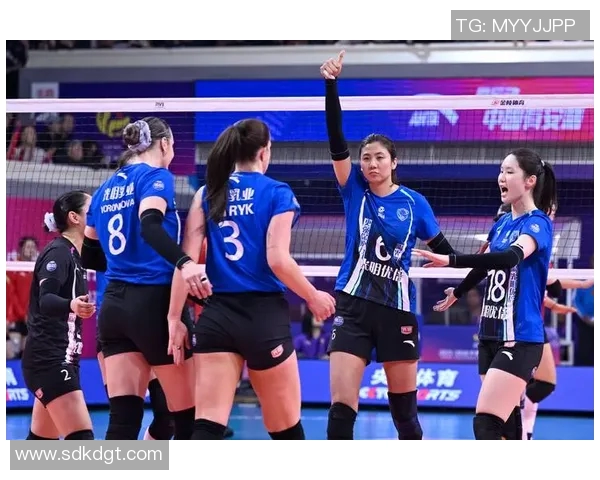 女排半决赛激战正酣上海对决广东争夺决赛席位