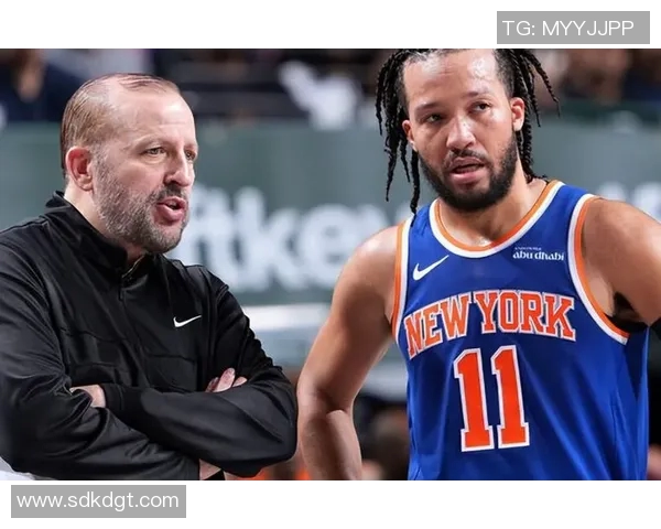 尼克斯黑马之谜揭晓布伦森与OG组合净效率领跑全联盟 尼克斯黑马之谜揭晓布伦森与OG组合净效率领跑全联盟