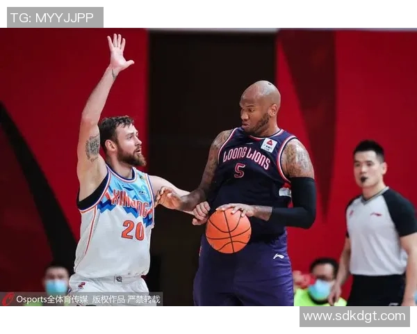 浦和红砖与鹿岛鹿角激战正酣谁能在这场对决中笑到最后