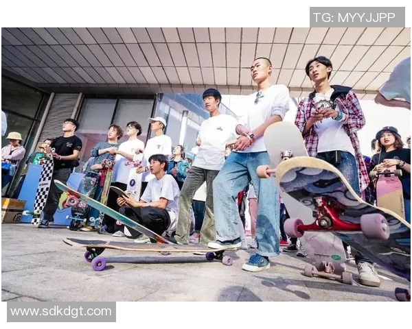 深圳极限运动队在世界街舞大赛中的默契配合与精彩表现评析