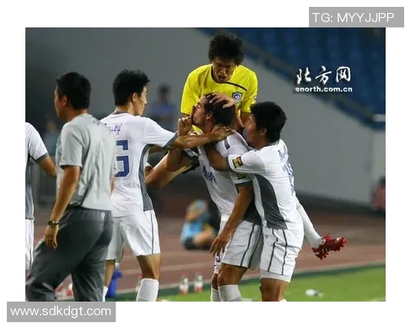 重庆与天津泰达激战回顾分析双方表现与战术对决的深度剖析