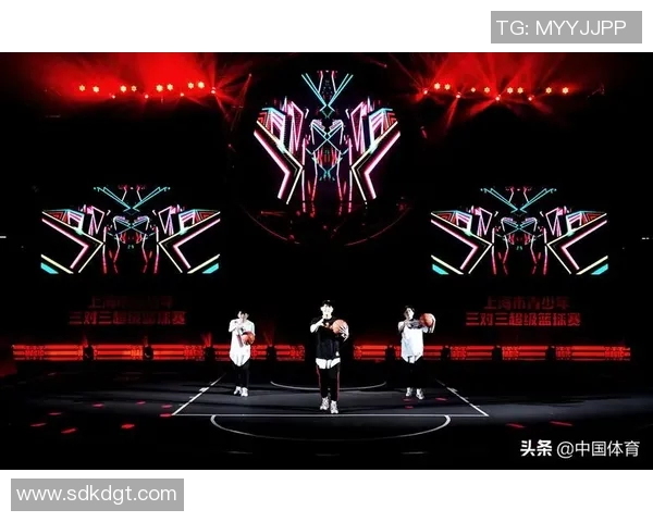 上海篮球队技术揭秘:从战术布局到球员训练的全景分析 上海篮球队技术揭秘:从战术布局到球员训练的全景分析